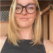 Impara la grafica online con un'esperta diplomata e insegnante da 2 anni, lezioni pratiche e personalizzate per ragazzi.